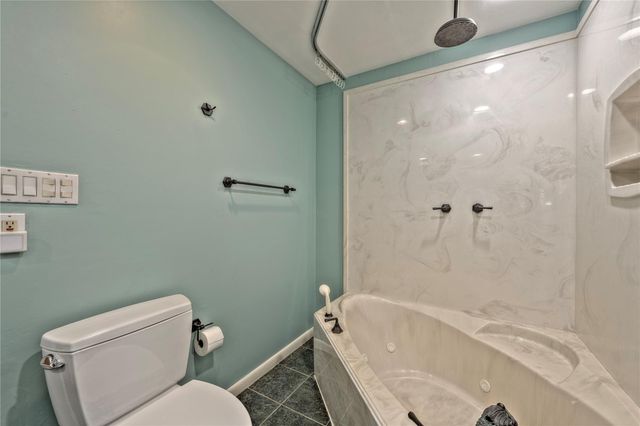 2105 Willow Dell Drive, Seabrook, TX 77586