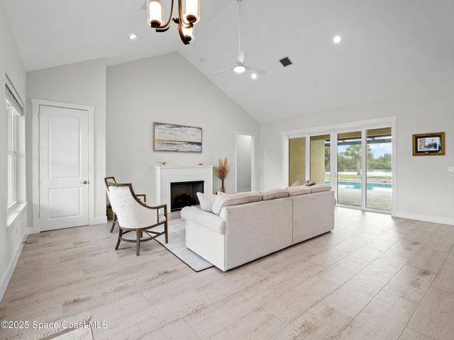 7035 Indian River Boulevard, Grant, FL 32949