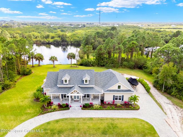 7035 Indian River Boulevard, Grant, FL 32949