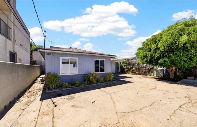 13719 Yukon Avenue 4, Hawthorne, CA 90250