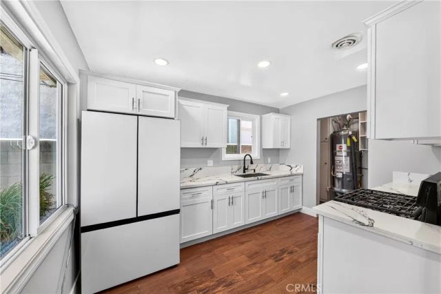 13719 Yukon Avenue 4, Hawthorne, CA 90250