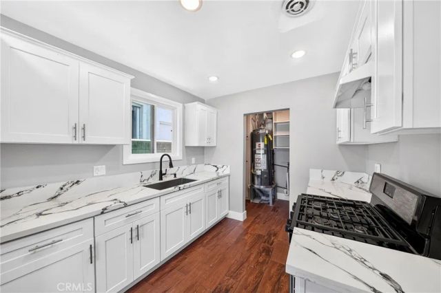 13719 Yukon Avenue 4, Hawthorne, CA 90250