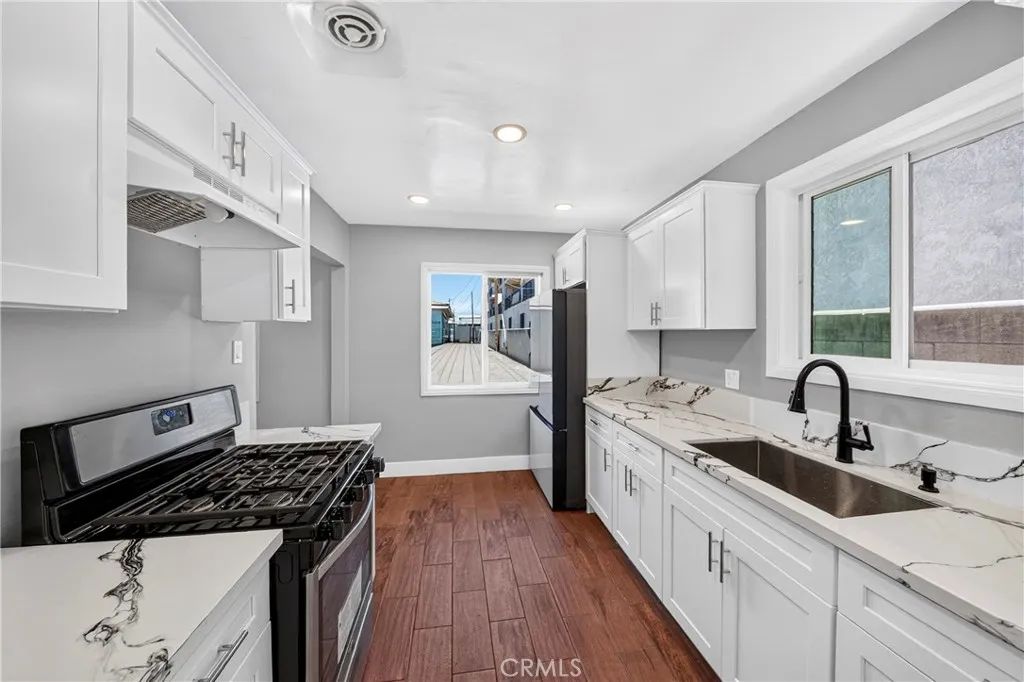 13719 Yukon Avenue 4, Hawthorne, CA 90250