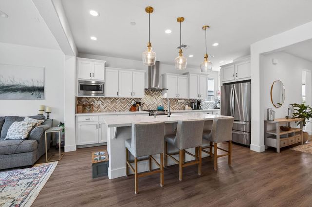 763 Lovejoy Ln, Lincoln, CA 95648