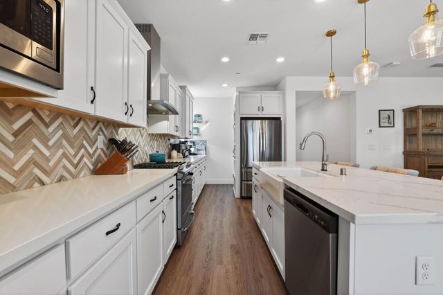 763 Lovejoy Ln, Lincoln, CA 95648