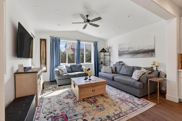 763 Lovejoy Ln, Lincoln, CA 95648