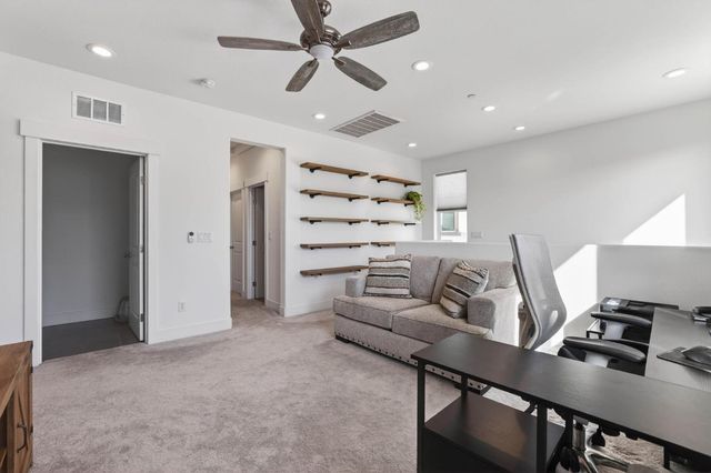 763 Lovejoy Ln, Lincoln, CA 95648