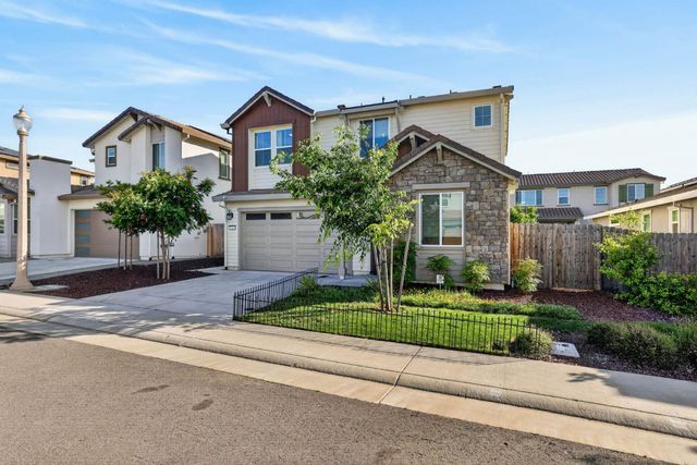 763 Lovejoy Ln, Lincoln, CA 95648