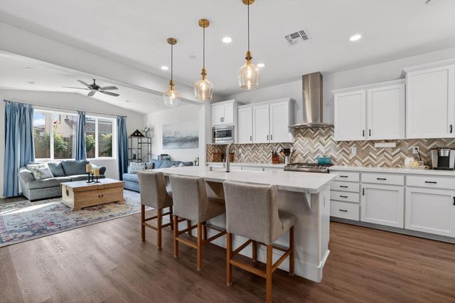 763 Lovejoy Ln, Lincoln, CA 95648