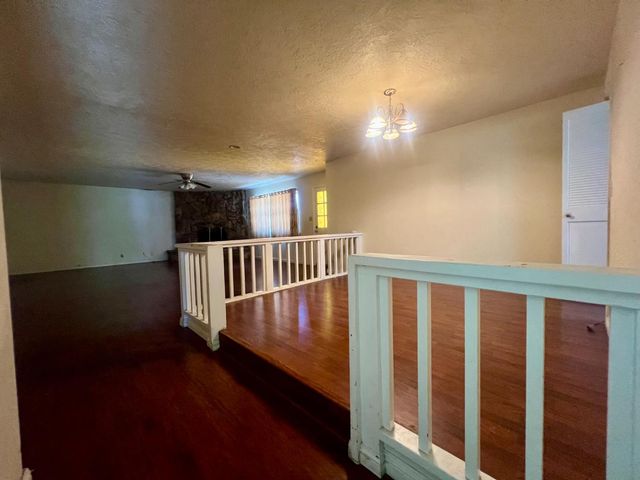 7016 Peck Dr, Sacramento, CA 95828