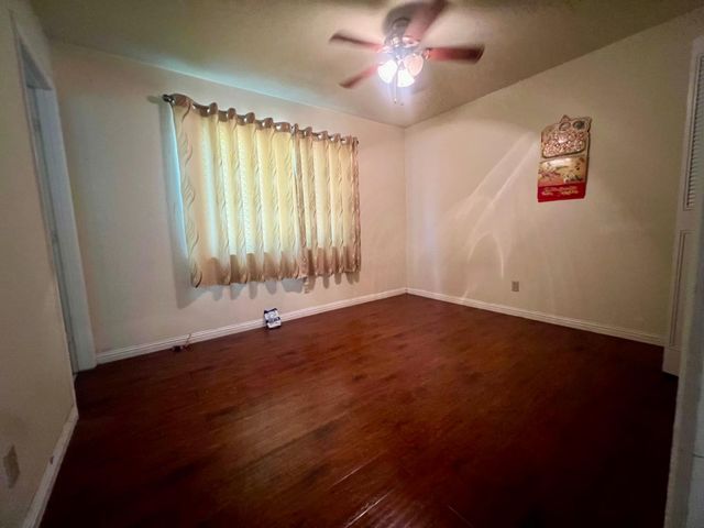 7016 Peck Dr, Sacramento, CA 95828