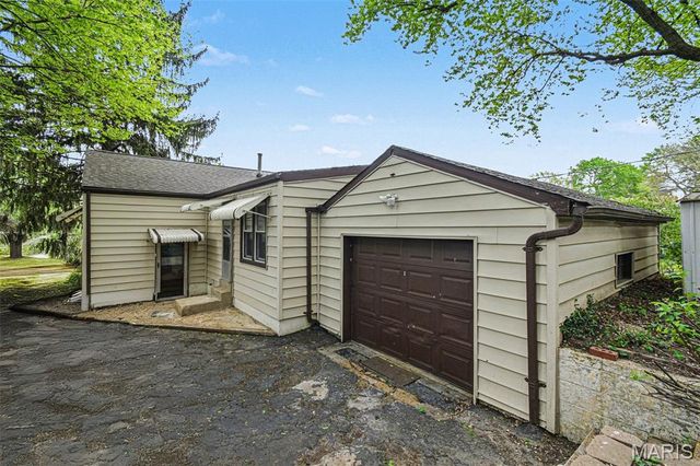 9716 Margo Ann Lane, Woodson Terrace, MO 63134