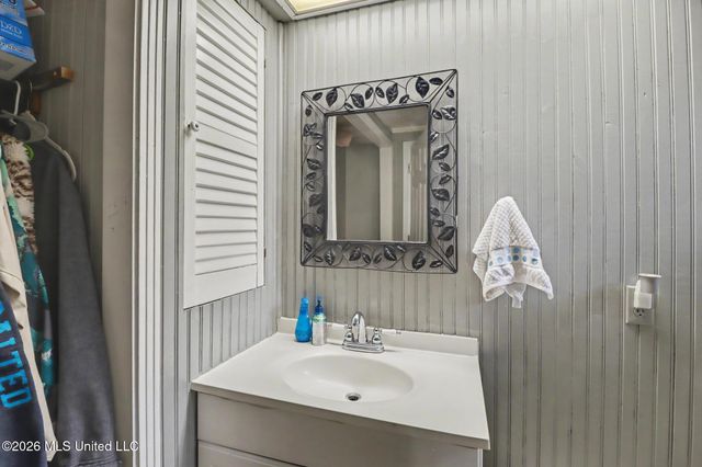 1515 Westward Drive, Gulfport, MS 39501