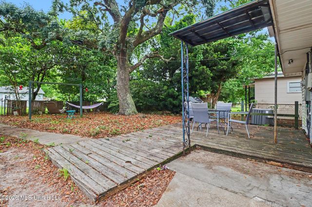 1515 Westward Drive, Gulfport, MS 39501