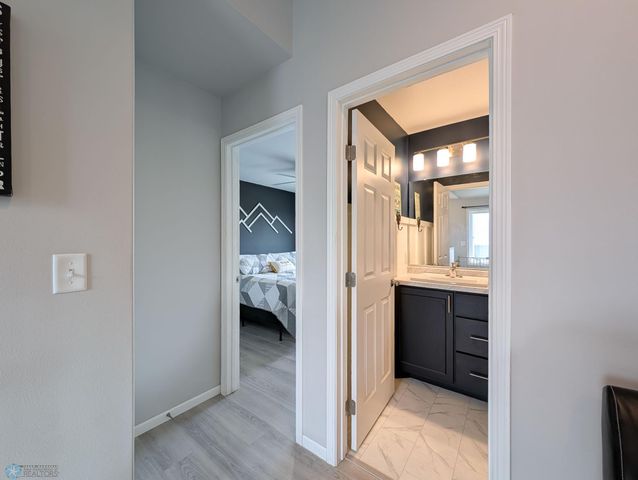 1506 67th Avenue S, Fargo, ND 58104