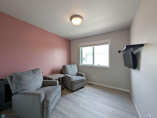 1506 67th Avenue S, Fargo, ND 58104