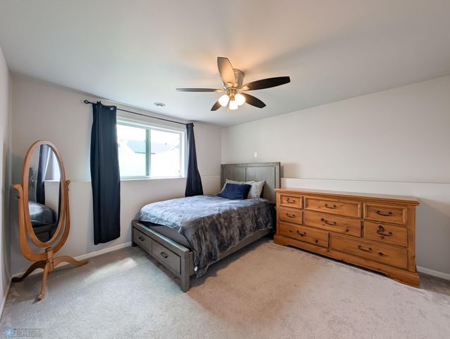 1506 67th Avenue S, Fargo, ND 58104