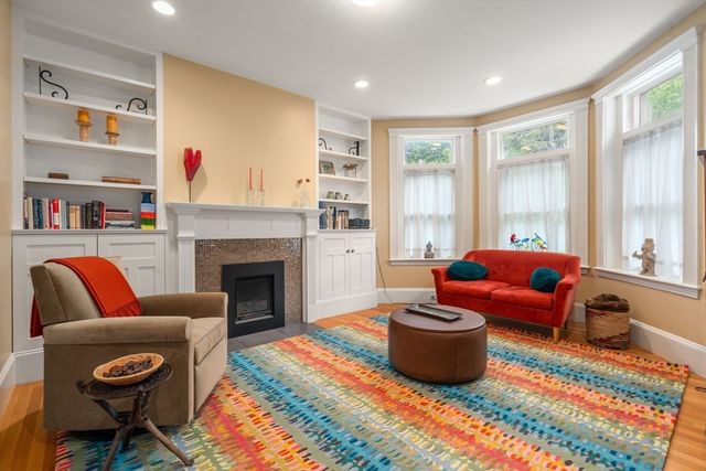 483 Washington St 1, Brookline, MA 02446