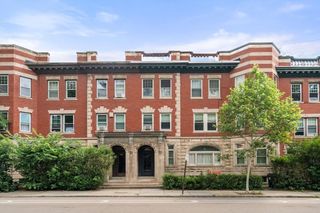 483 Washington St 1, Brookline, MA 02446