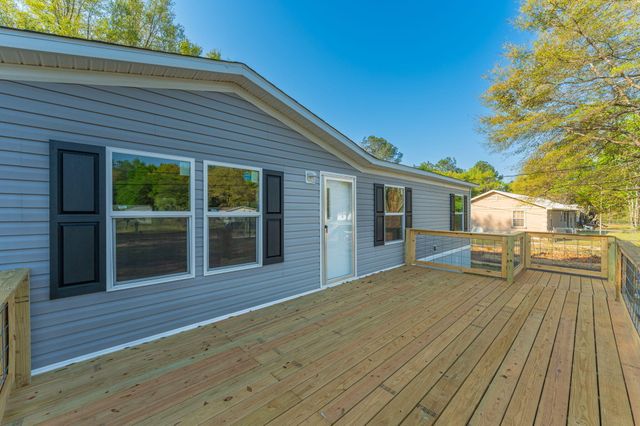 8255 Punjob Road, Milton, FL 32583