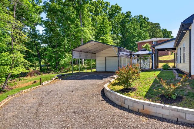 138 Kasler Road, Cowpens, SC 29330