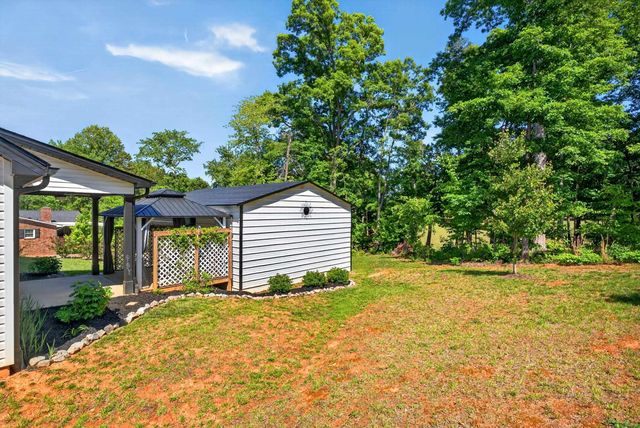 138 Kasler Road, Cowpens, SC 29330