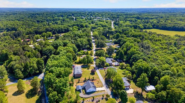 138 Kasler Road, Cowpens, SC 29330