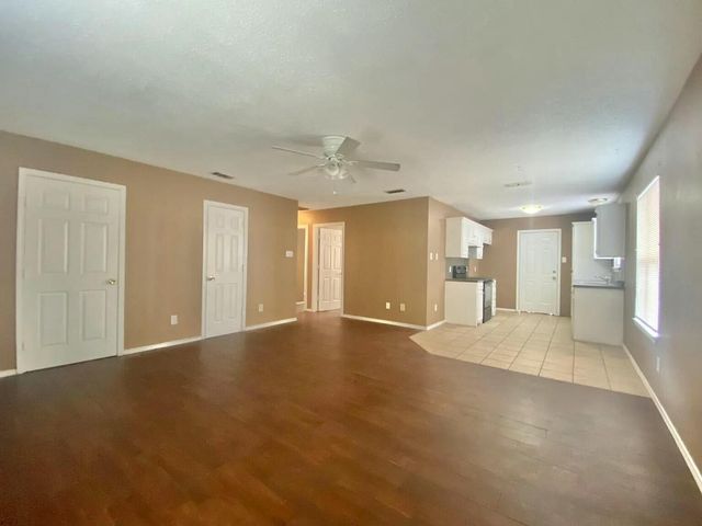 Package Property 2, Lubbock, TX 79412
