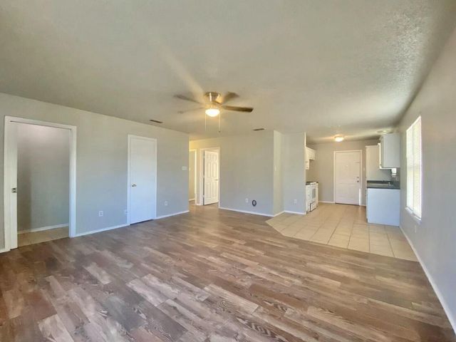 Package Property 2, Lubbock, TX 79412