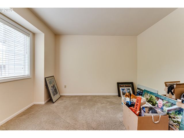 3030 METOLIUS Dr, Eugene, OR 97408