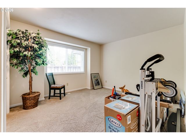 3030 METOLIUS Dr, Eugene, OR 97408