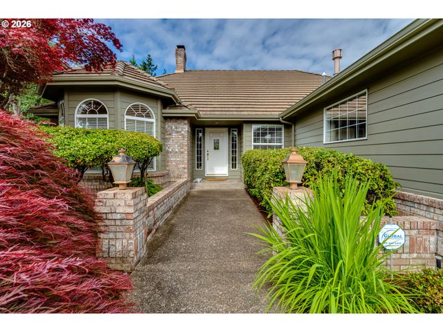 3030 METOLIUS Dr, Eugene, OR 97408