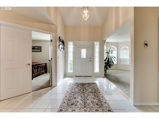 3030 METOLIUS Dr, Eugene, OR 97408