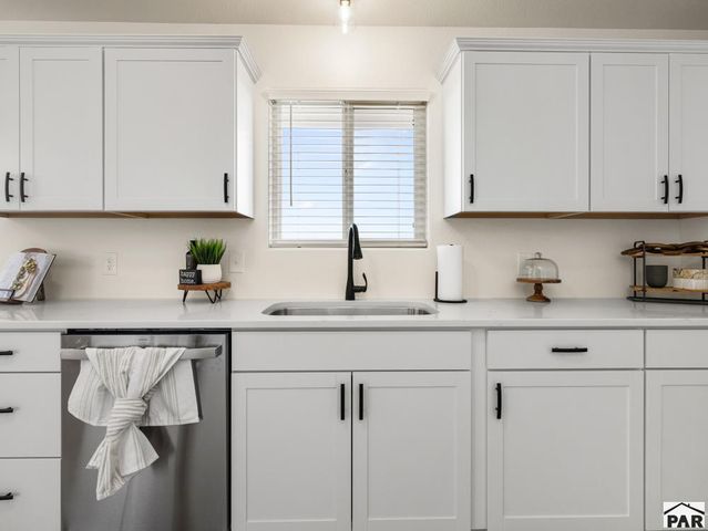 1582 N Heron Pl, Pueblo West, CO 81007