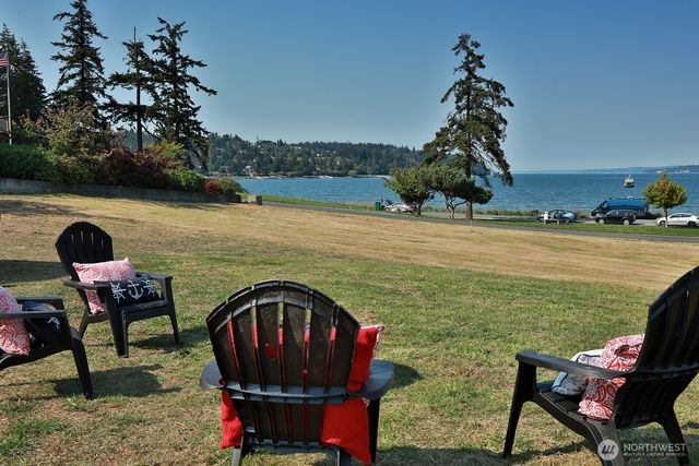 5396 Myrtle Avenue, Freeland, WA 98249