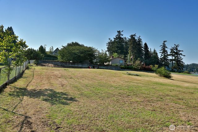 5396 Myrtle Avenue, Freeland, WA 98249