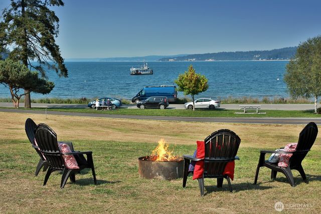 5396 Myrtle Avenue, Freeland, WA 98249