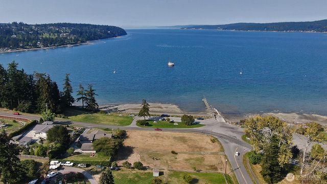 5396 Myrtle Avenue, Freeland, WA 98249