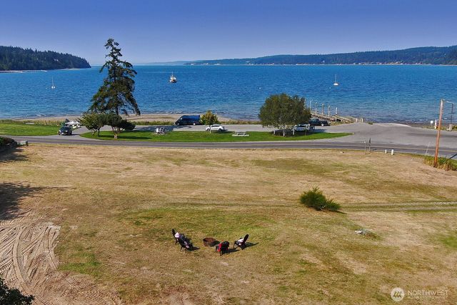 5396 Myrtle Avenue, Freeland, WA 98249
