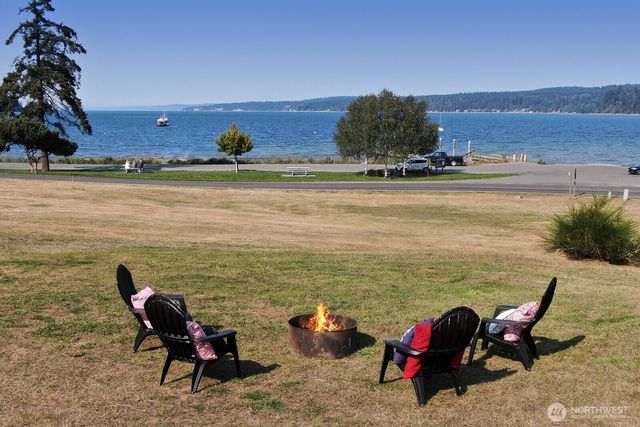 5396 Myrtle Avenue, Freeland, WA 98249