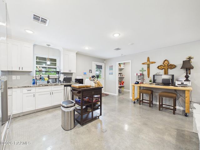 1150 Madeline Heights, Breaux Bridge, LA 70517