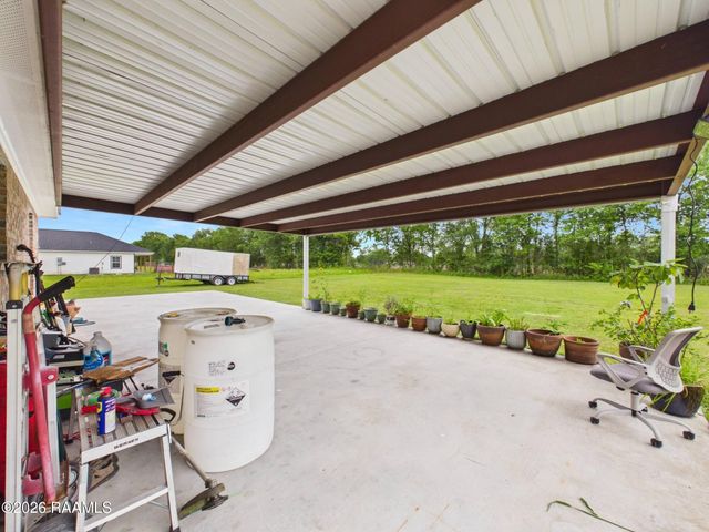 1150 Madeline Heights, Breaux Bridge, LA 70517