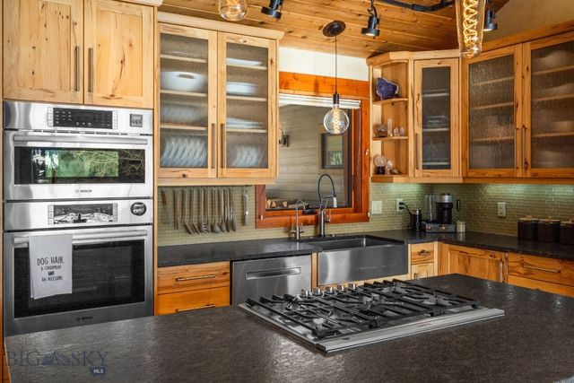 2710 Little Coyote Road, Big Sky, MT 59716