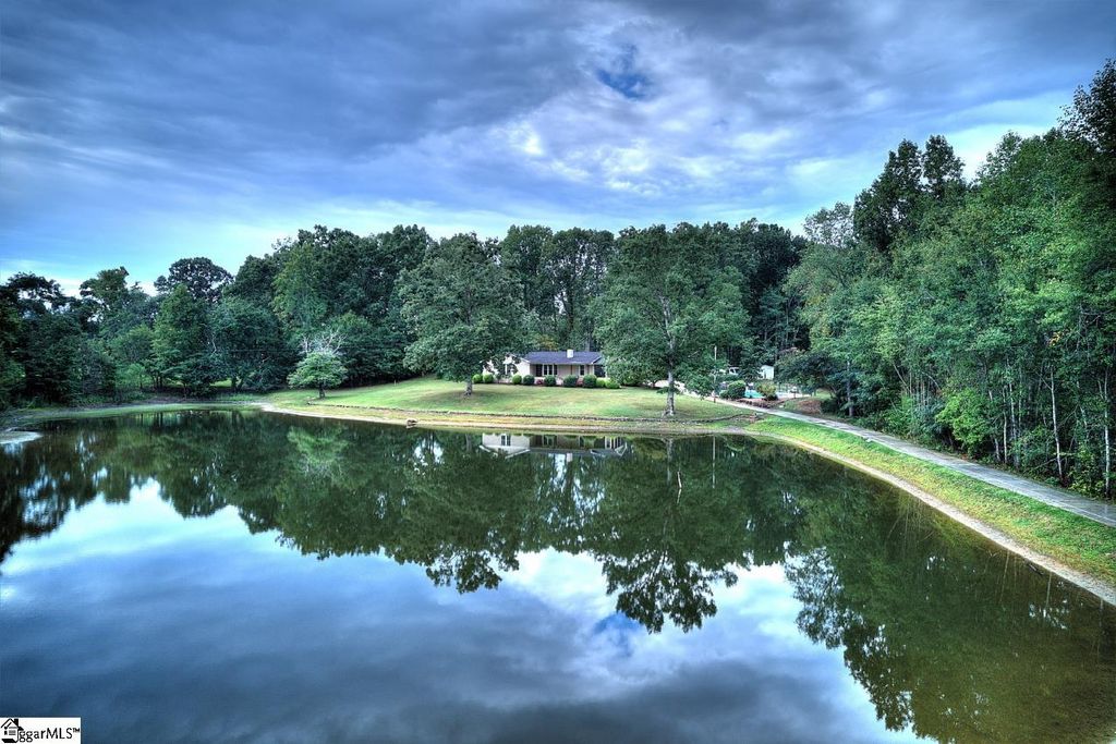 149 Cook Road, Roebuck, SC 29376