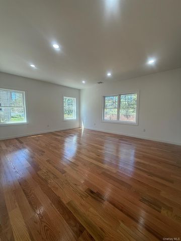 139 Miller Avenue, Amityville, NY 11701