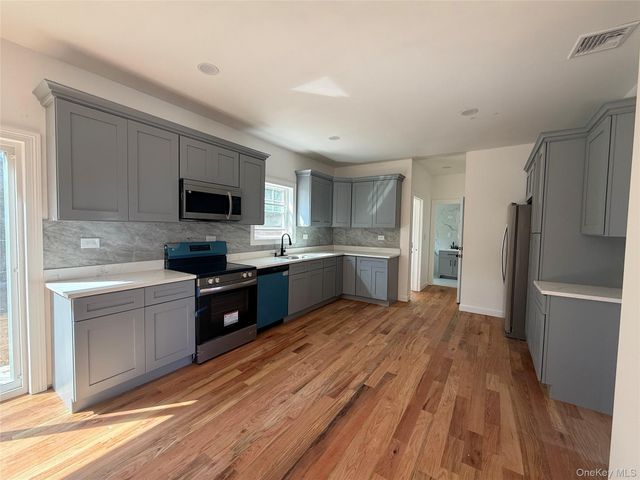 139 Miller Avenue, Amityville, NY 11701