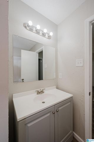5995 AMBER HILLS ROAD, Irondale, AL 35210