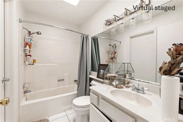 1758 E 2nd Street 204, Long Beach, CA 90802
