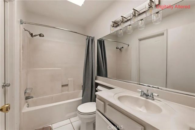 1758 E 2nd Street 204, Long Beach, CA 90802