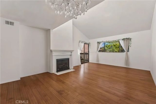 1758 E 2nd Street 204, Long Beach, CA 90802